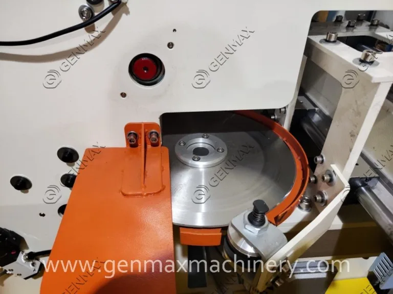 panel-cutter-and-border-cutting-machine-packaging-shipping-11